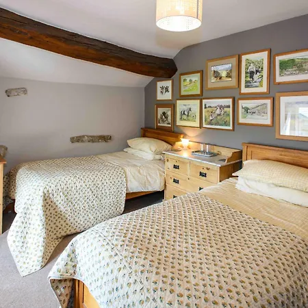 Finest Retreats - Shepherds At Mile House Farm Holiday home *