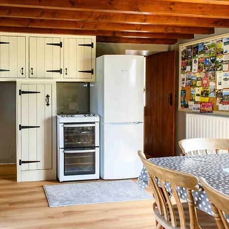 Finest Retreats - Shepherds At Mile House Farm * ברייסון סיטי